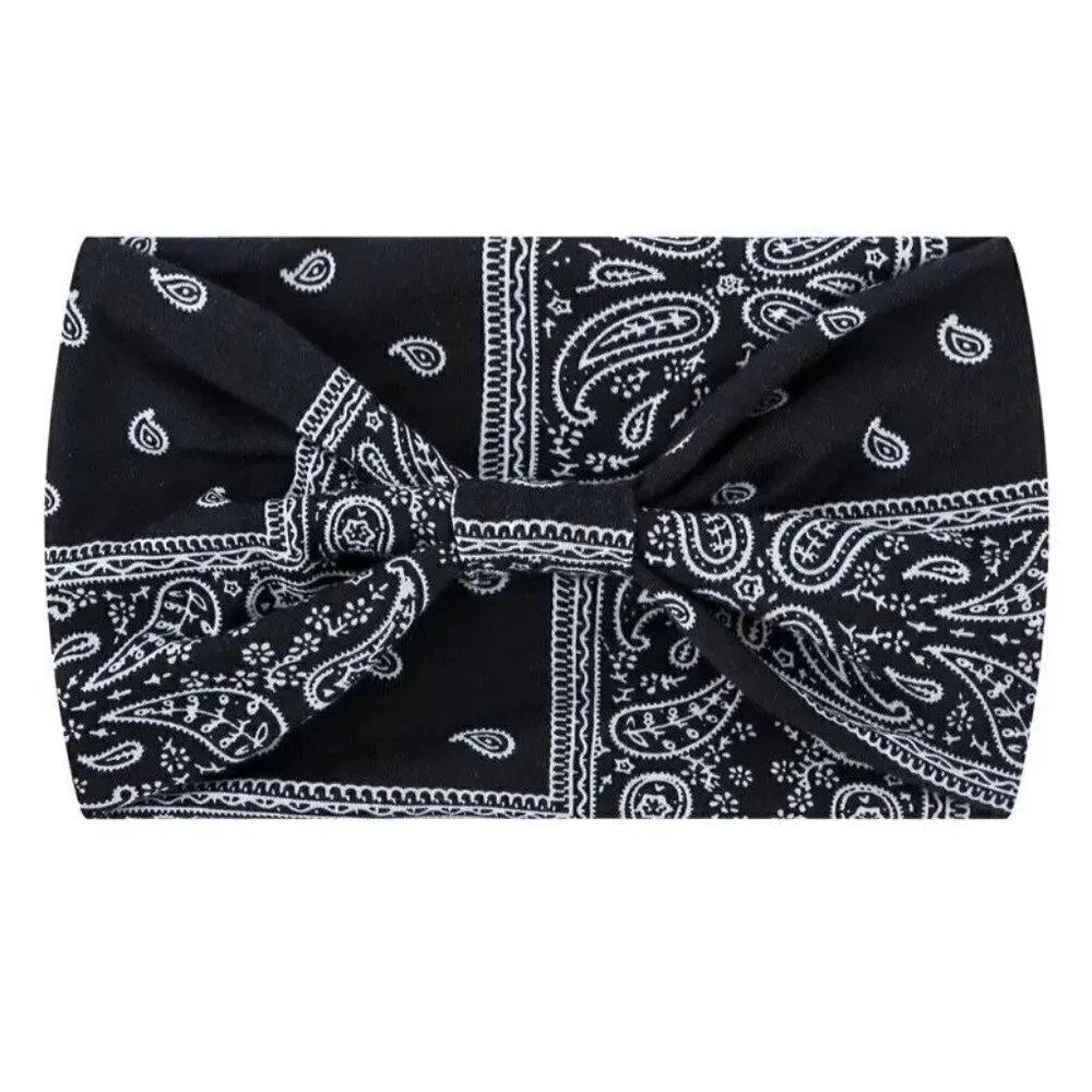 Bohemian Paisley Pattern Bandana Sporty Headband (Black)